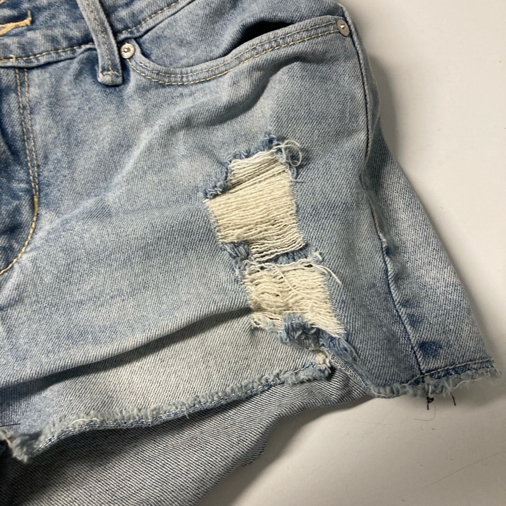 Denizen w26 shortie shorts light wash - Picture 6 of 8